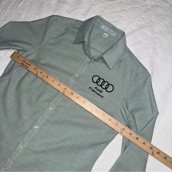 Women’s Audi Button Up Shirt Long Sleeves Light Green Fremont Costume Car Sale - Picture 10 of 12
